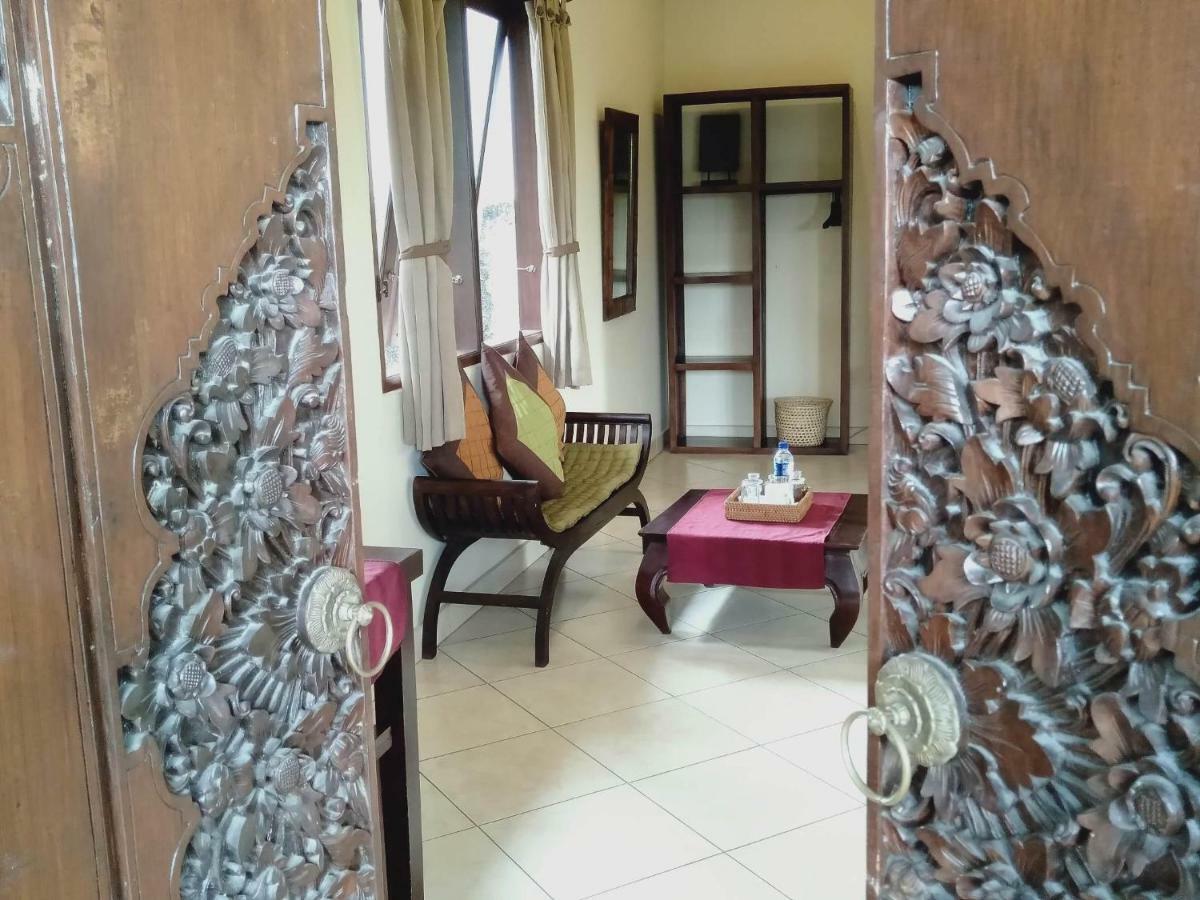 Prasanti Bed & Breakfast Ubud  Exterior photo